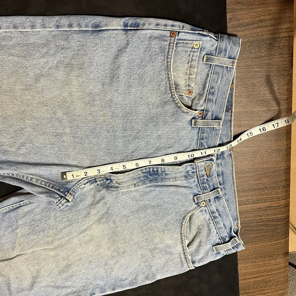 Vintage Levis 34x30 Jeans 550 USA Levi Skate Distressed Thrashed Denim 1990s
